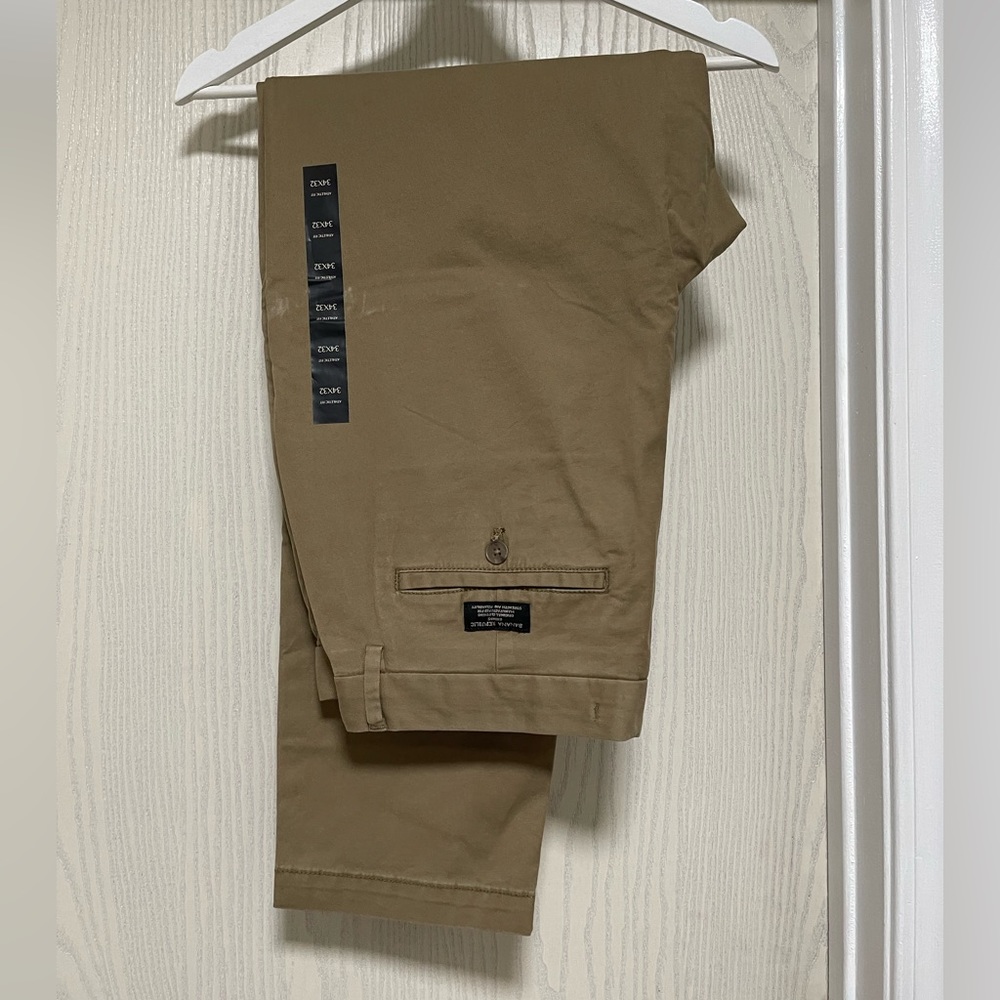 Banana Republic Athletic-Fit Lived-In Chino